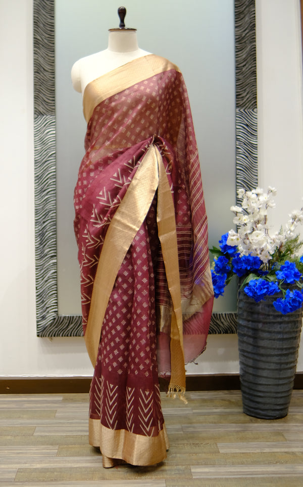 Designer Saree In Maroon Color