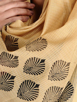 Causal Print Dupatta In Light Peach Color